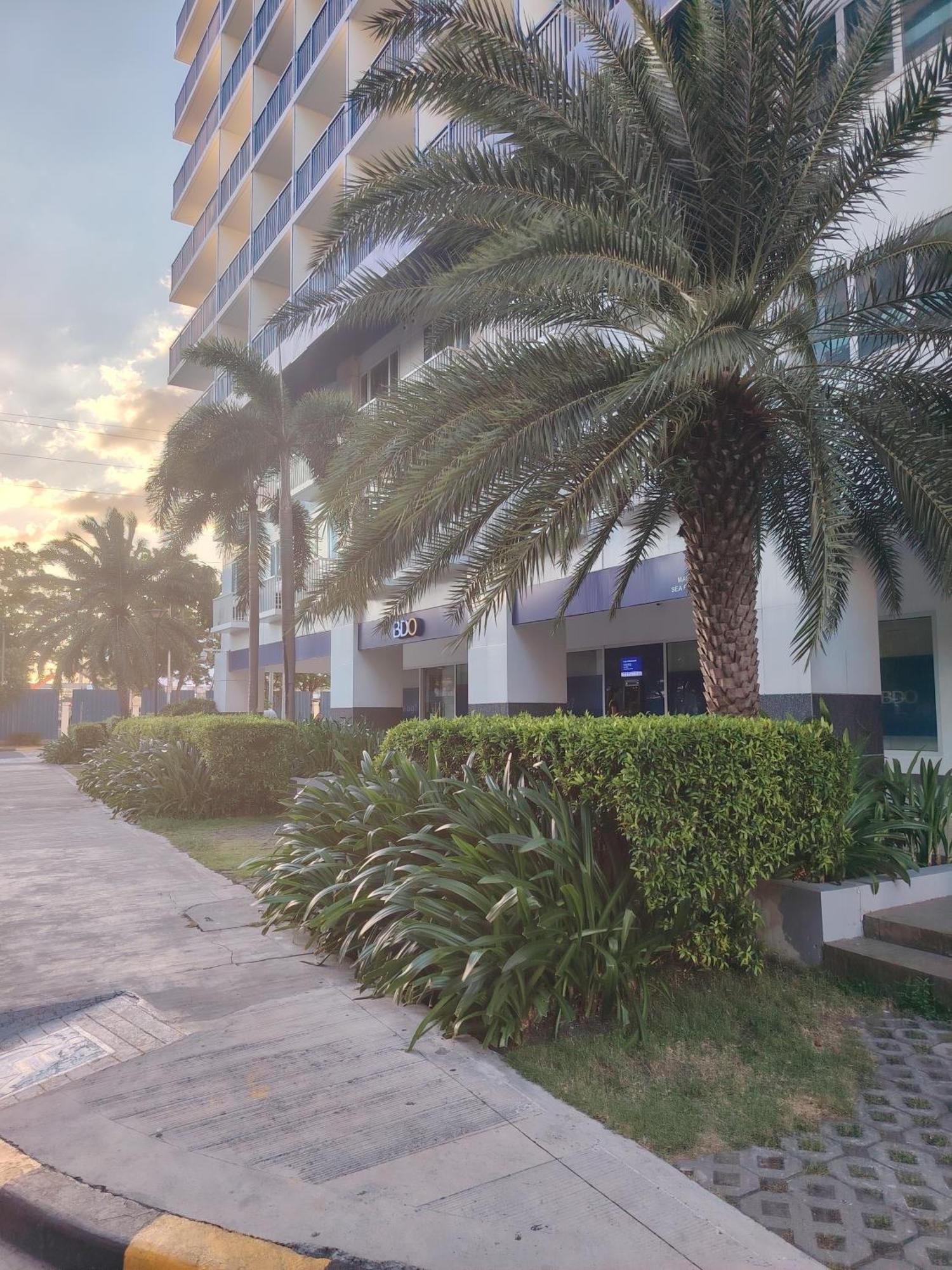 Smdc Moa Condotel Pasay Exterior foto